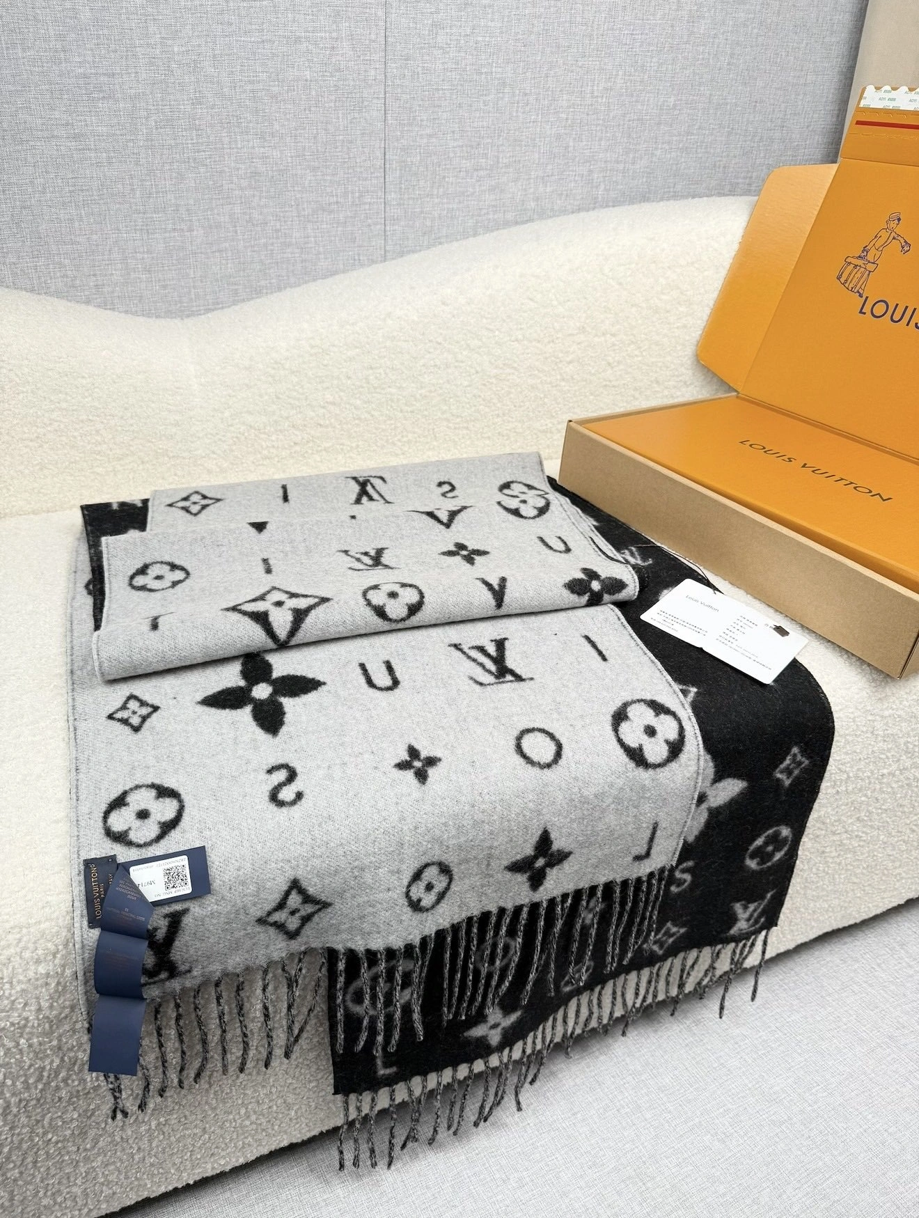 HD-- 8V Reykjavik 2.0 Monogram wool 2Colour item:E-S132K2819-2H